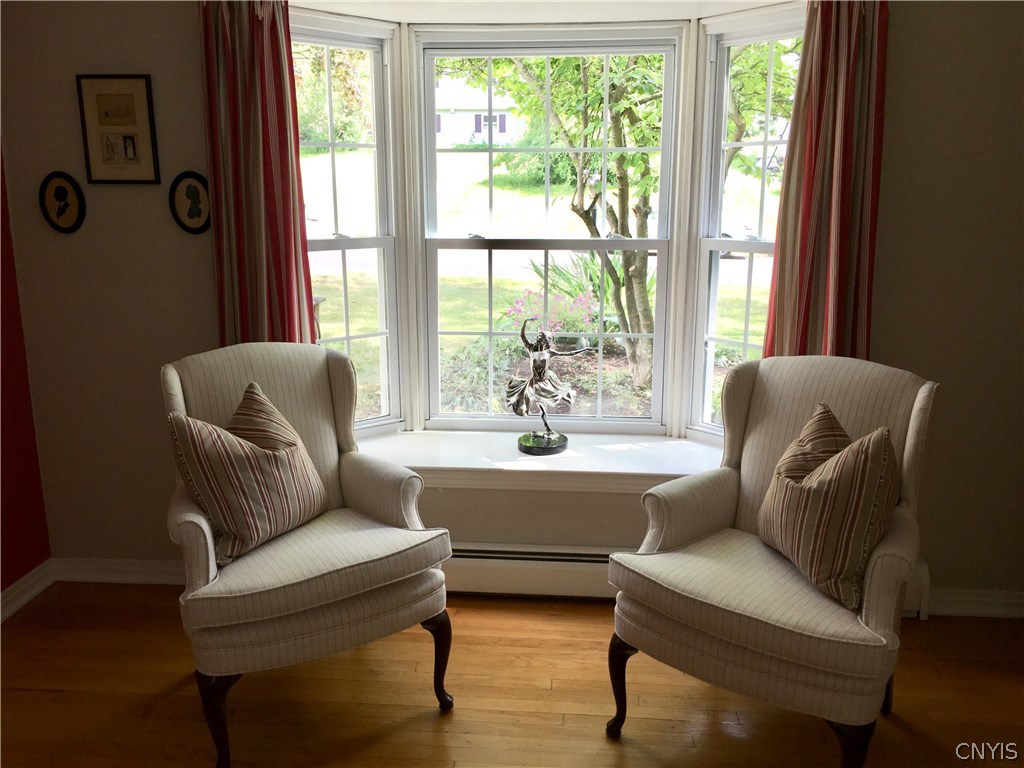 130 Pine Ridge Road Manlius, NY 13066 - Photo 6 of 35 Window seat here, so you can enjoy the front garde