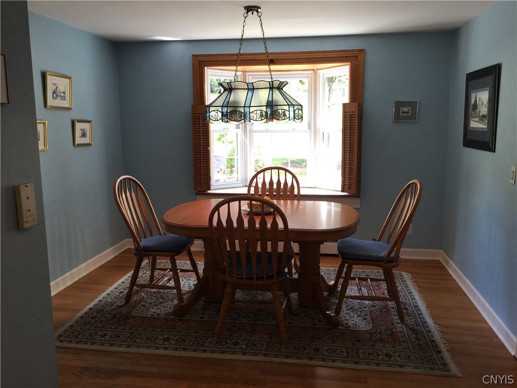 130 Pine Ridge Road Manlius, NY 13066 - Photo 10 of 35 You are going to love the size of this kitchen! Th