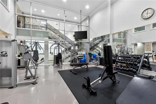$265,000 | 3334 Peachtree Road Northeast, Unit 911, Atlanta, GA 30326
