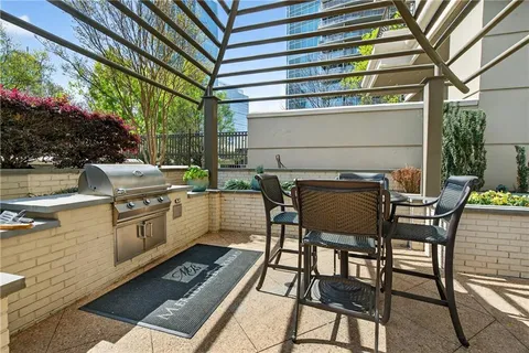 $265,000 | 3334 Peachtree Road Northeast, Unit 911, Atlanta, GA 30326