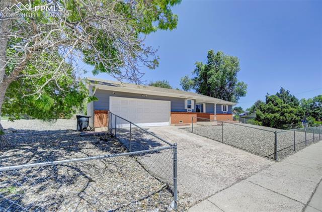 2033 Monterey Road Colorado Springs, CO 80910 - Photo 2 of 24