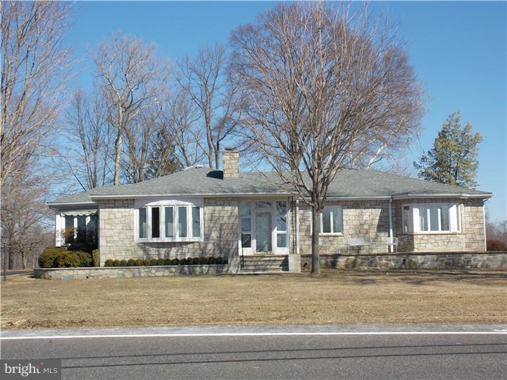 197 Crosswicks Chesterfield Road Chesterfield, NJ 08515 - Photo 1 of 16 Exterior Front