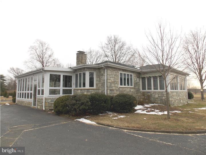 197 Crosswicks Chesterfield Road Chesterfield, NJ 08515 - Photo 2 of 16 Exterior Side