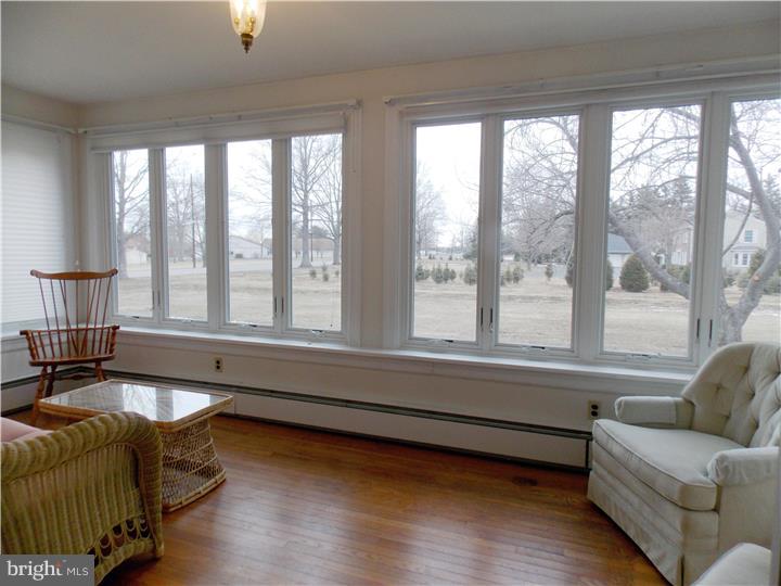 197 Crosswicks Chesterfield Road Chesterfield, NJ 08515 - Photo 5 of 16 Family Room