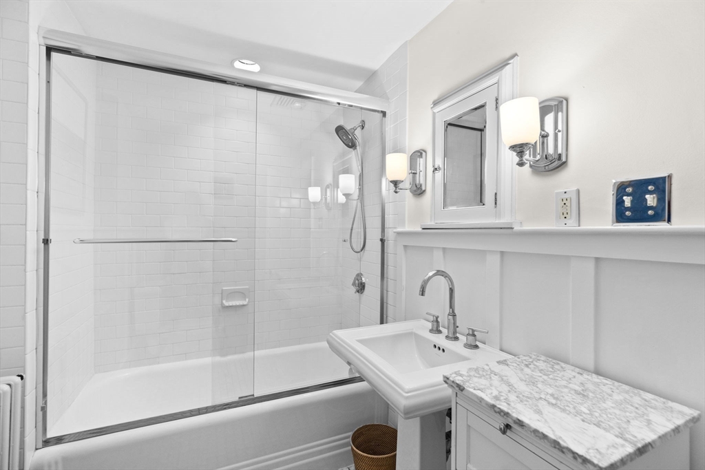 688 Main Street Hingham, MA 02043 - Photo 22 of 42