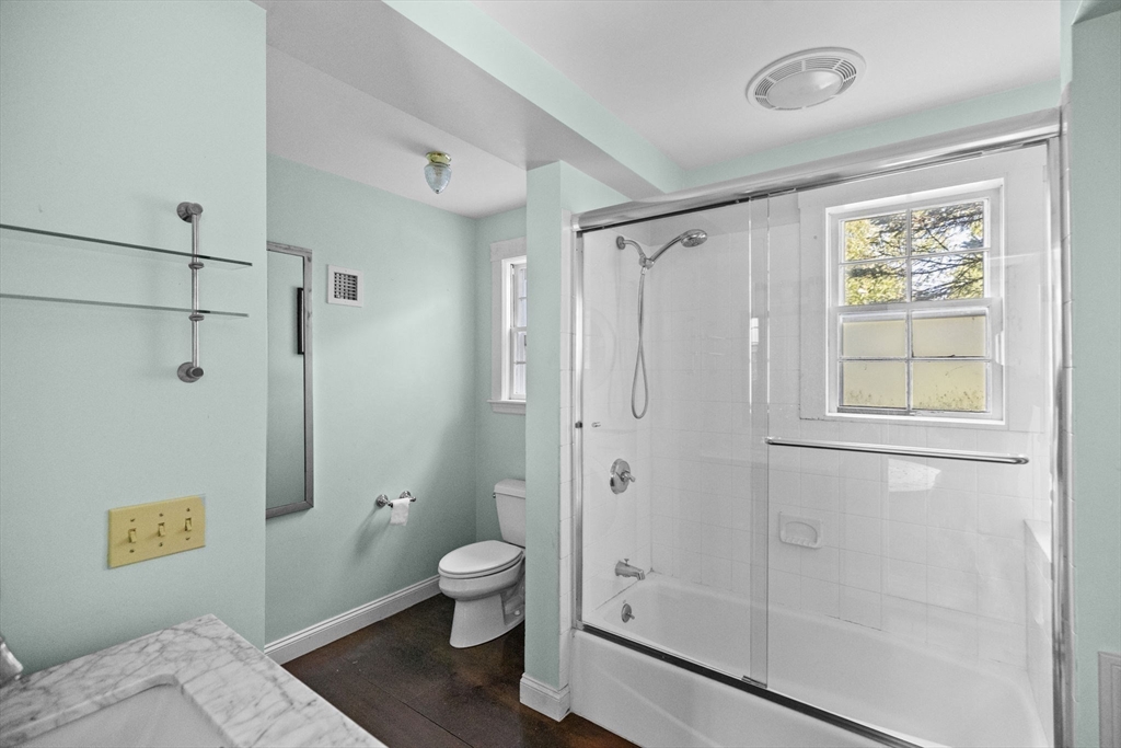 688 Main Street Hingham, MA 02043 - Photo 29 of 42