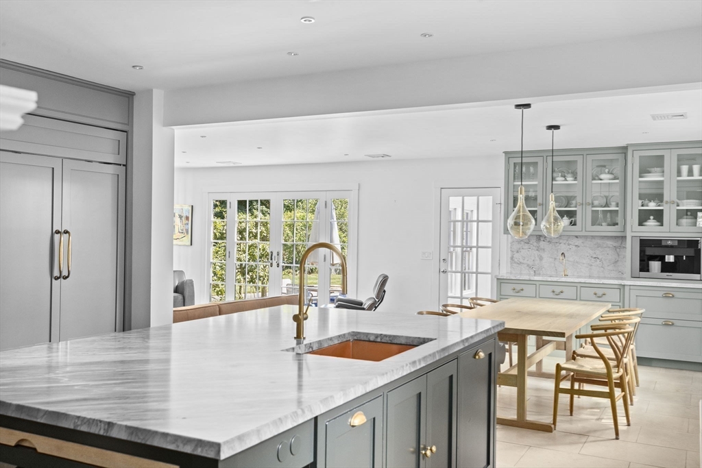 688 Main Street Hingham, MA 02043 - Photo 3 of 42