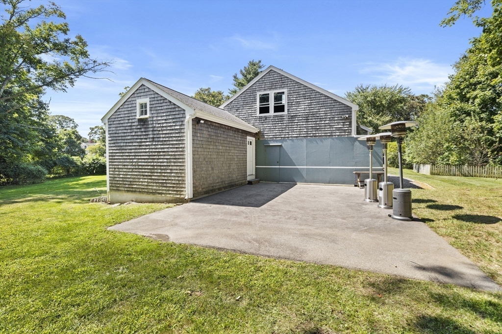 688 Main Street Hingham, MA 02043 - Photo 34 of 42