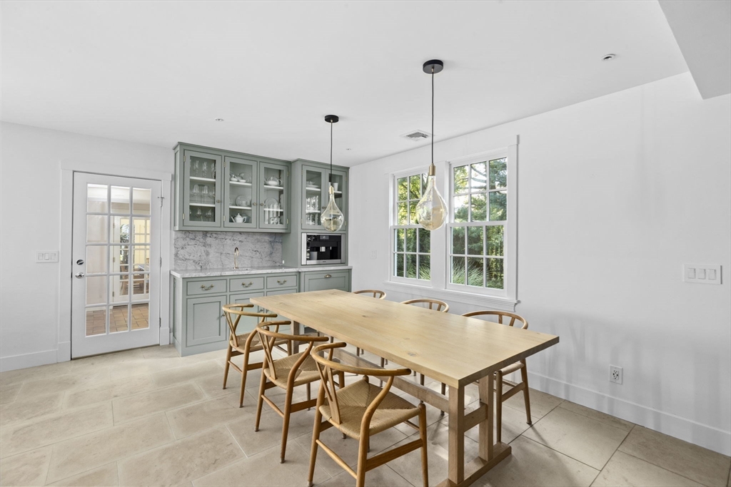 688 Main Street Hingham, MA 02043 - Photo 7 of 42