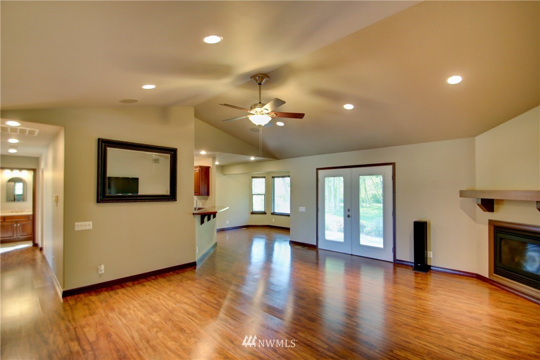 32937 Hamilton Cemetery Road Sedro-Woolley, WA 98284 - Photo 6 of 40 Gallery Image 6