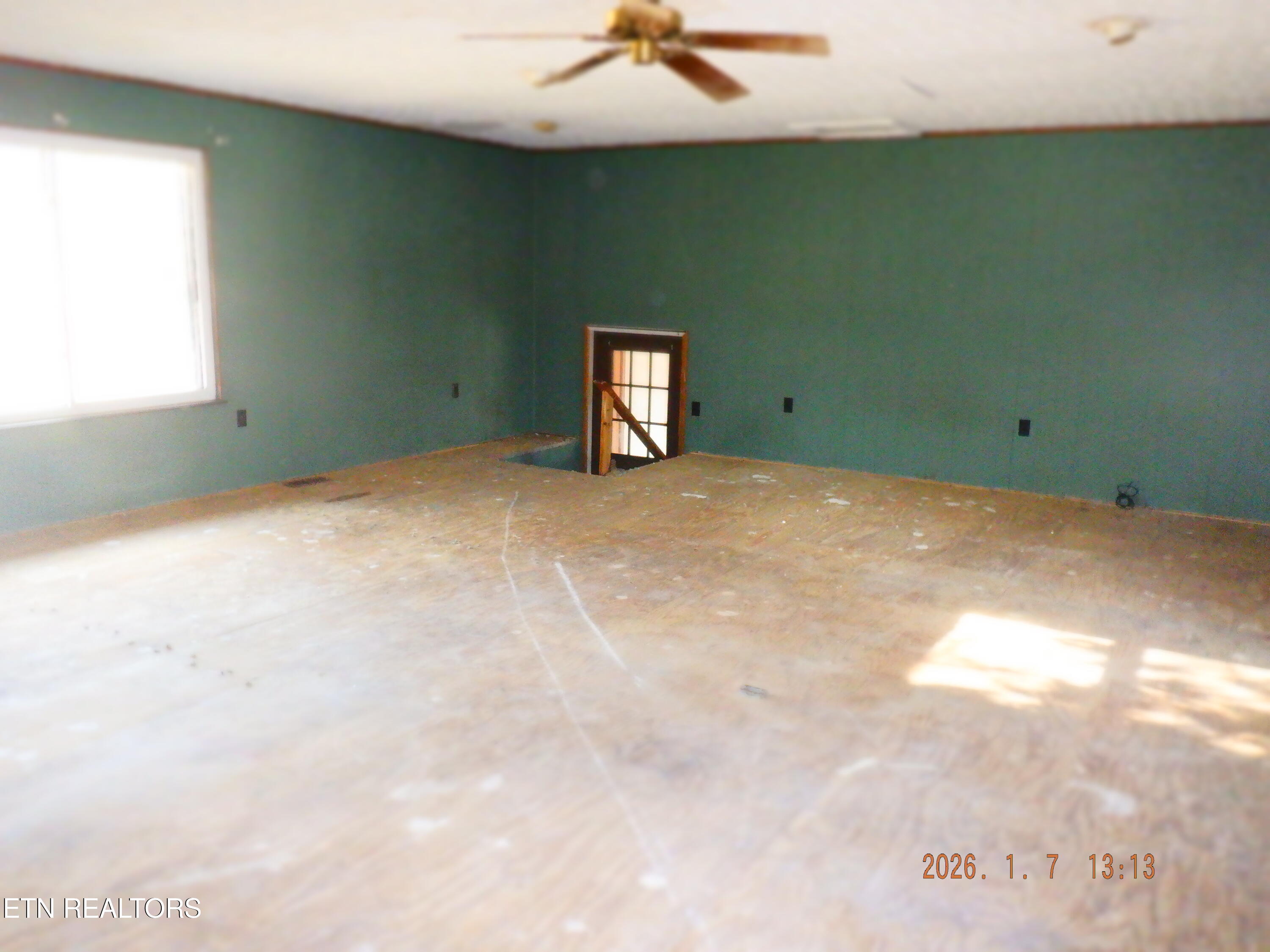 1550 Genesis Road Lancing, TN 37770 - Photo 8 of 15 DSCF4053