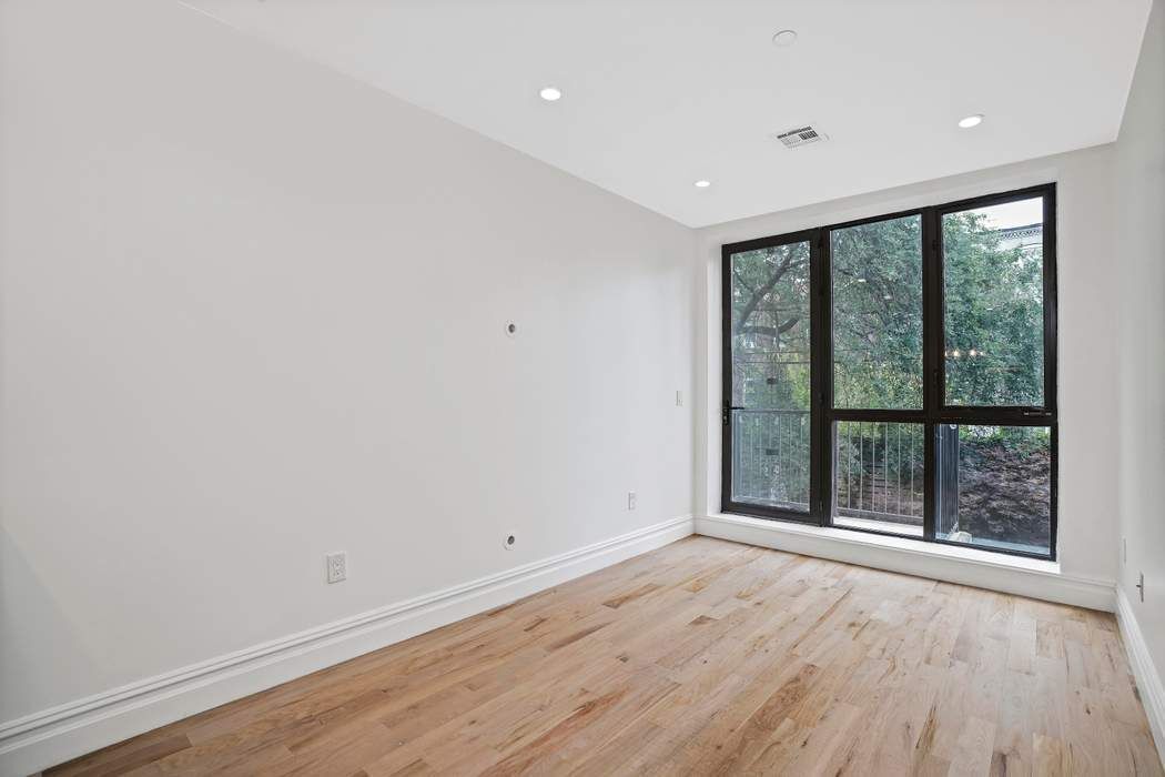 449 Decatur Street, Unit 2A Brooklyn, NY 11233 - Photo 3 of 13