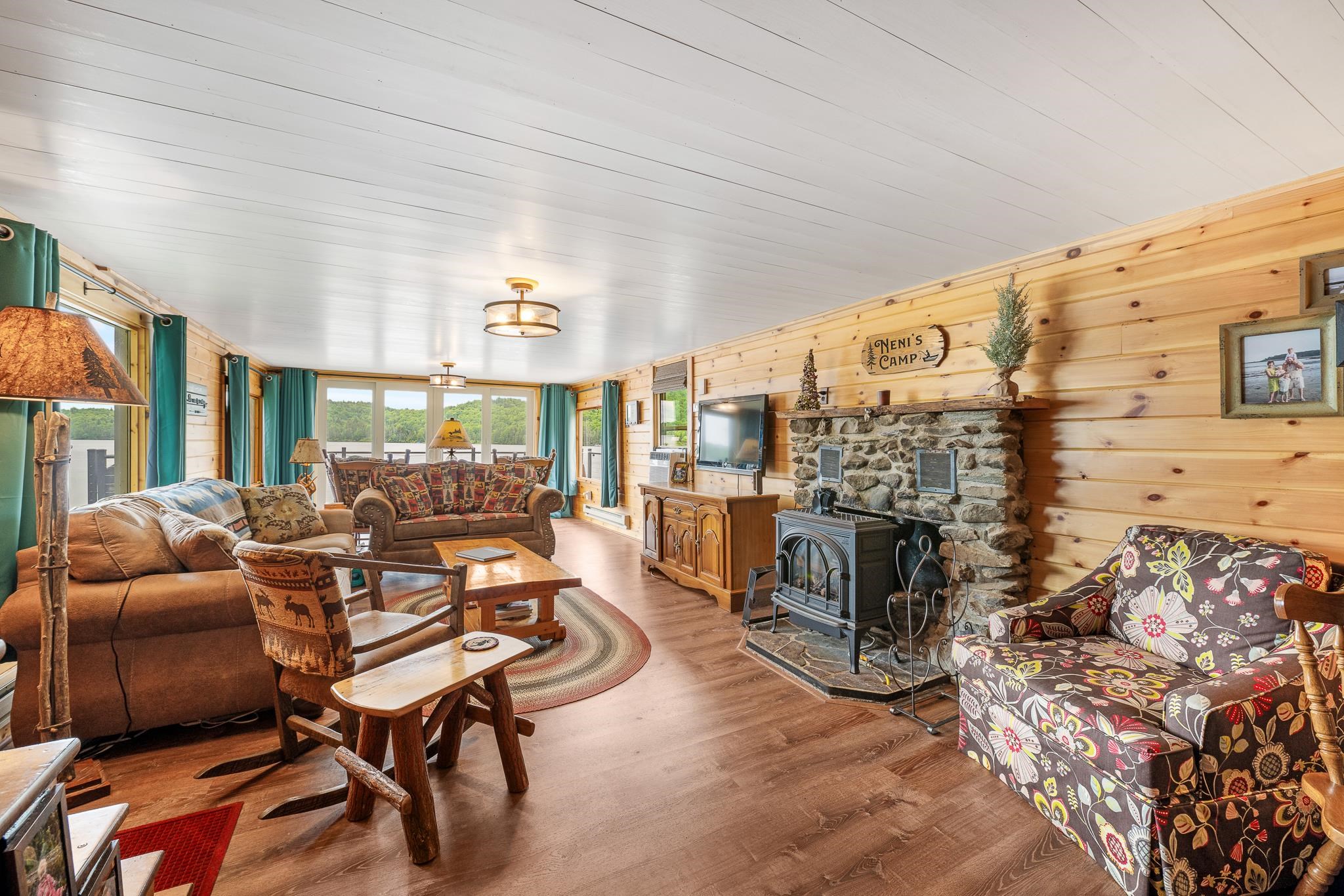 1437 Diamond Pond Road Stewartstown, NH 03576 - Photo 13 of 60