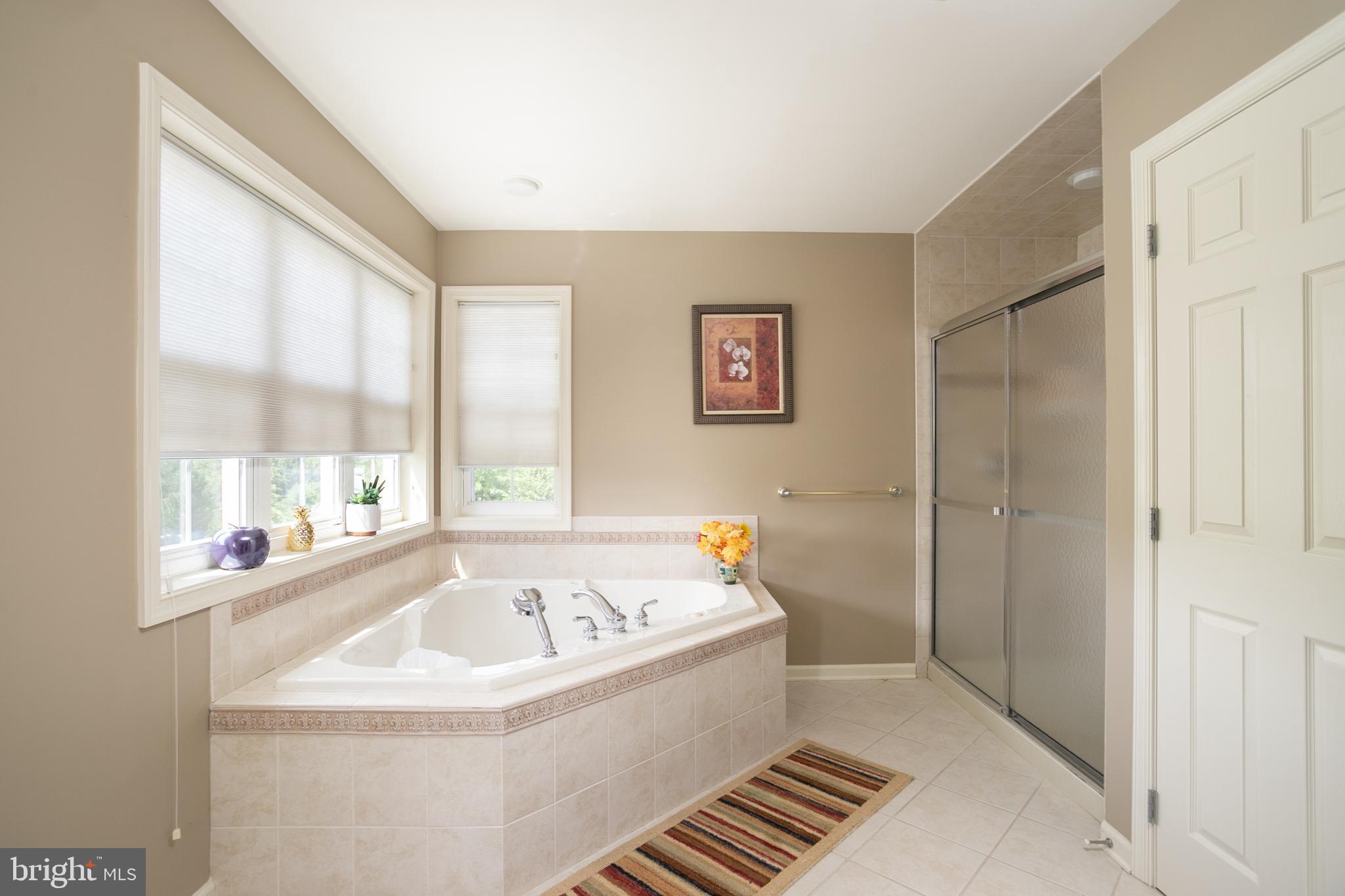 13 Legends Lane Columbus, NJ 08022 - Photo 26 of 49