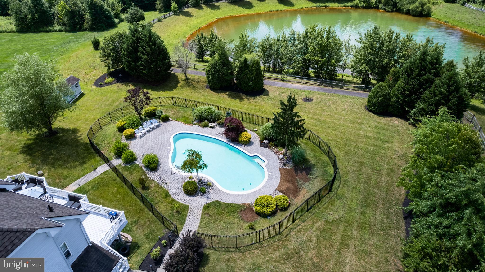 13 Legends Lane Columbus, NJ 08022 - Photo 43 of 49