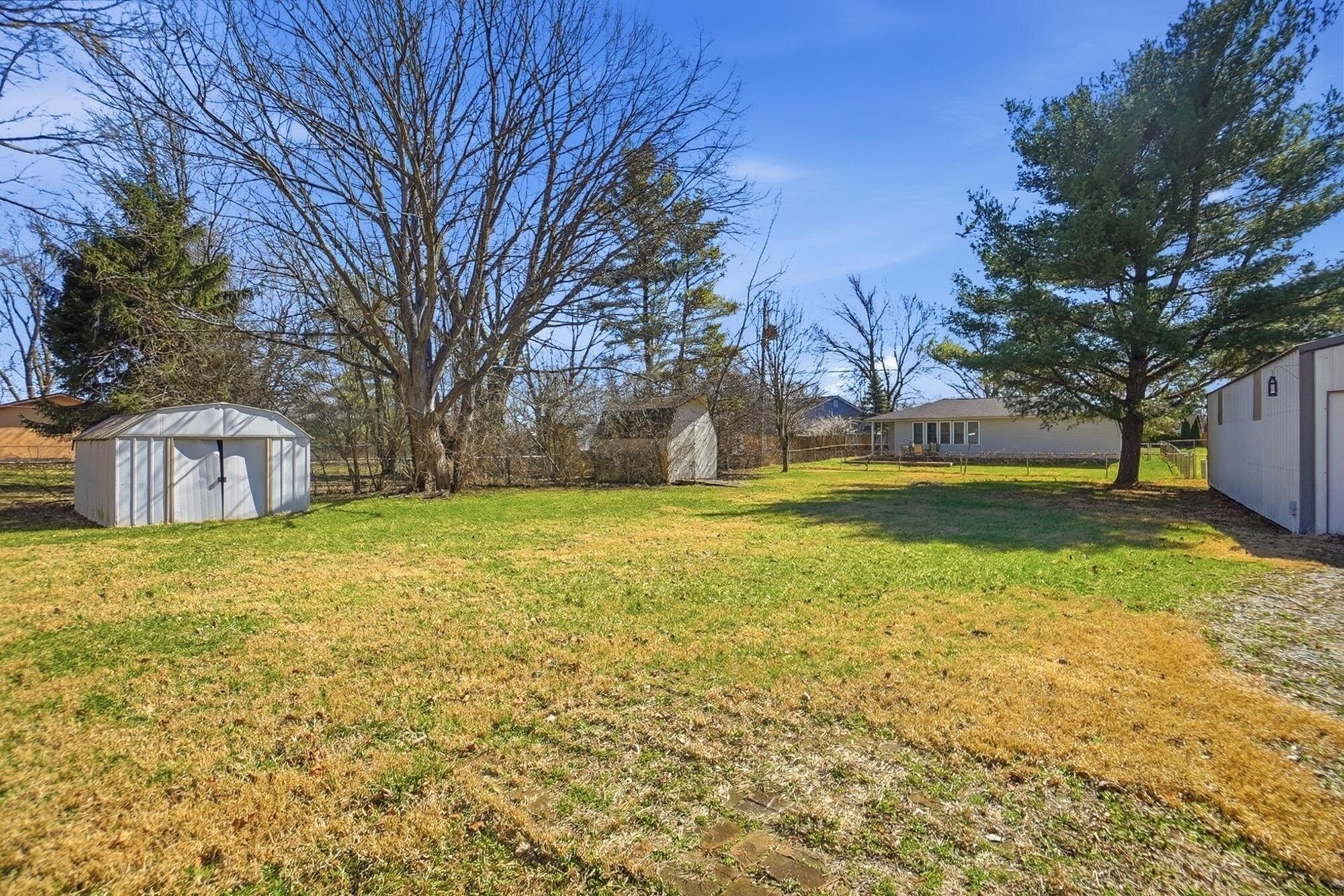 6567 Hall Road Galloway, OH 43119 - Photo 28 of 35