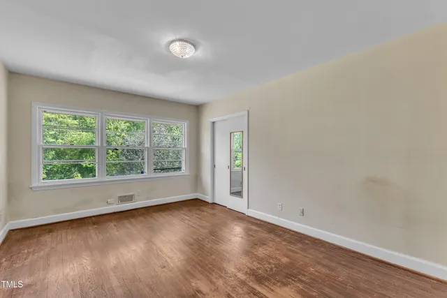 $1,190,000 | 1213 Walnut Street, Cary, NC 27511