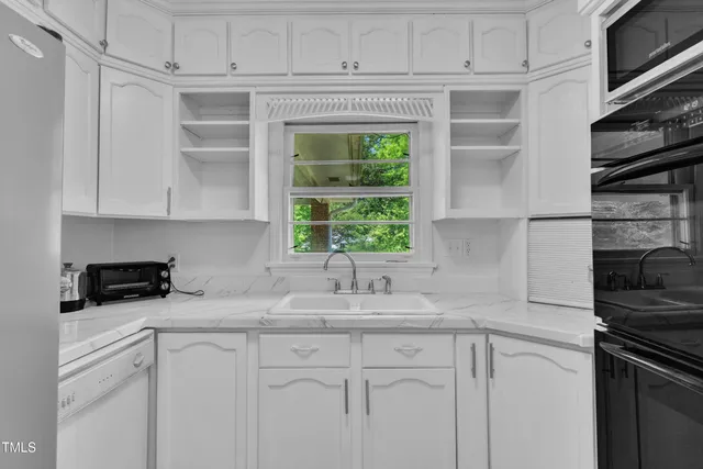 $1,190,000 | 1213 Walnut Street, Cary, NC 27511