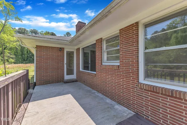 $1,190,000 | 1213 Walnut Street, Cary, NC 27511