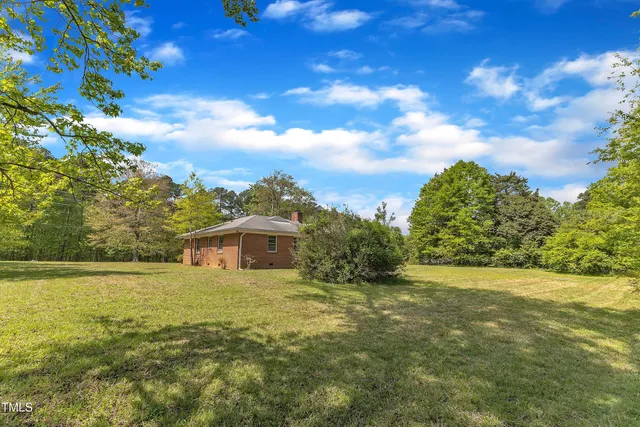 $1,190,000 | 1213 Walnut Street, Cary, NC 27511