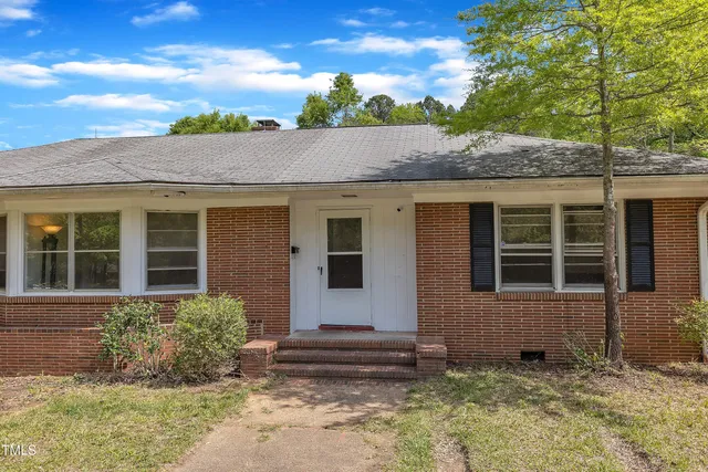 $1,190,000 | 1213 Walnut Street, Cary, NC 27511