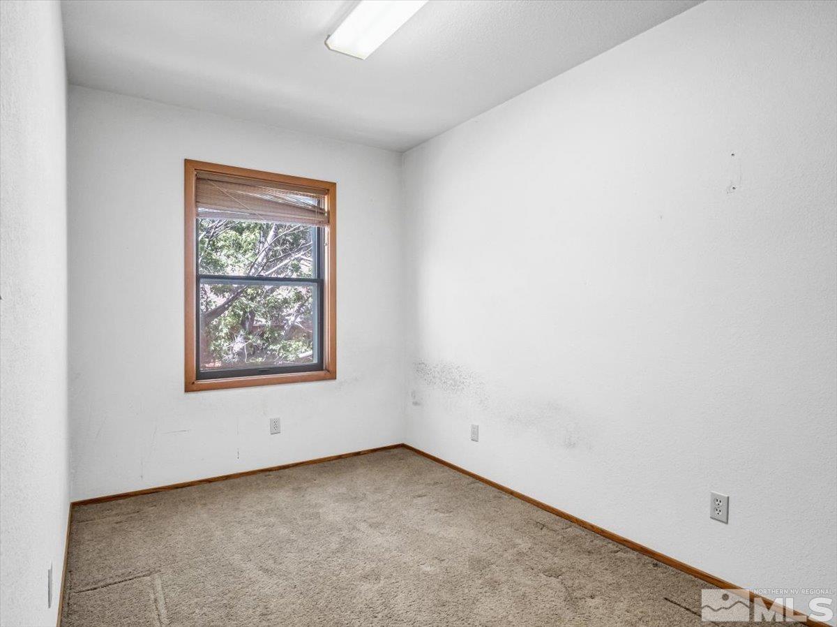 800 Foothill Road Gardnerville, NV 89460 - Photo 13 of 40 Photo 13