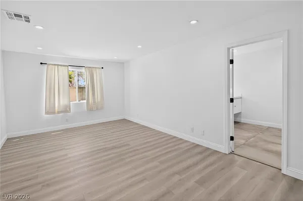 $3,300 | 5270 South Sepulveda Boulevard, Las Vegas, NV 89118