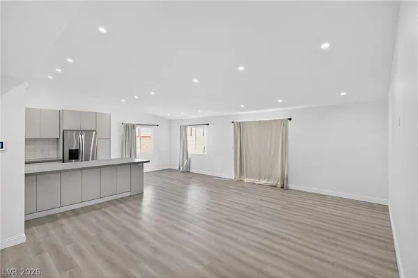 $3,300 | 5270 South Sepulveda Boulevard, Las Vegas, NV 89118