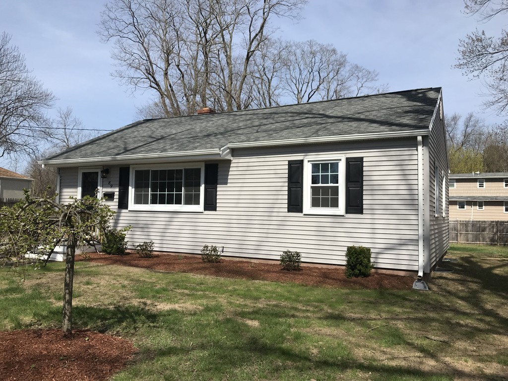 89 River Road Agawam, MA 01001 - Photo 2 of 12 Gallery Image 2