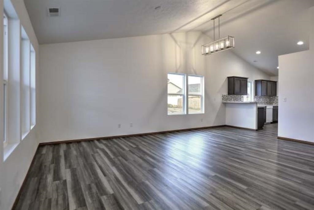 10420 West Lingonberry Road Cheney, WA 99004 - Photo 9 of 23