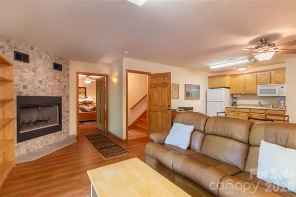 $899,000 | 300 Sweet Birch Lane, Tuckasegee, NC 28783