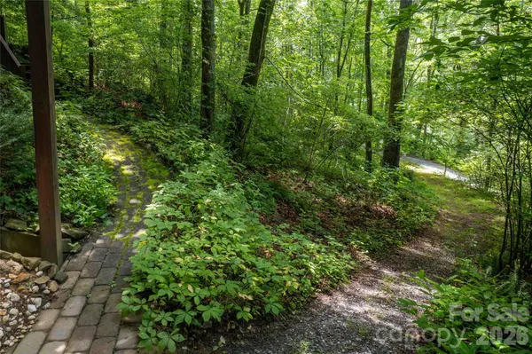 $899,000 | 300 Sweet Birch Lane, Tuckasegee, NC 28783