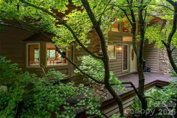 $899,000 | 300 Sweet Birch Lane, Tuckasegee, NC 28783