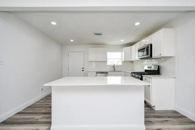 $234,900 | 5814 Belneath Street, Houston, TX 77033