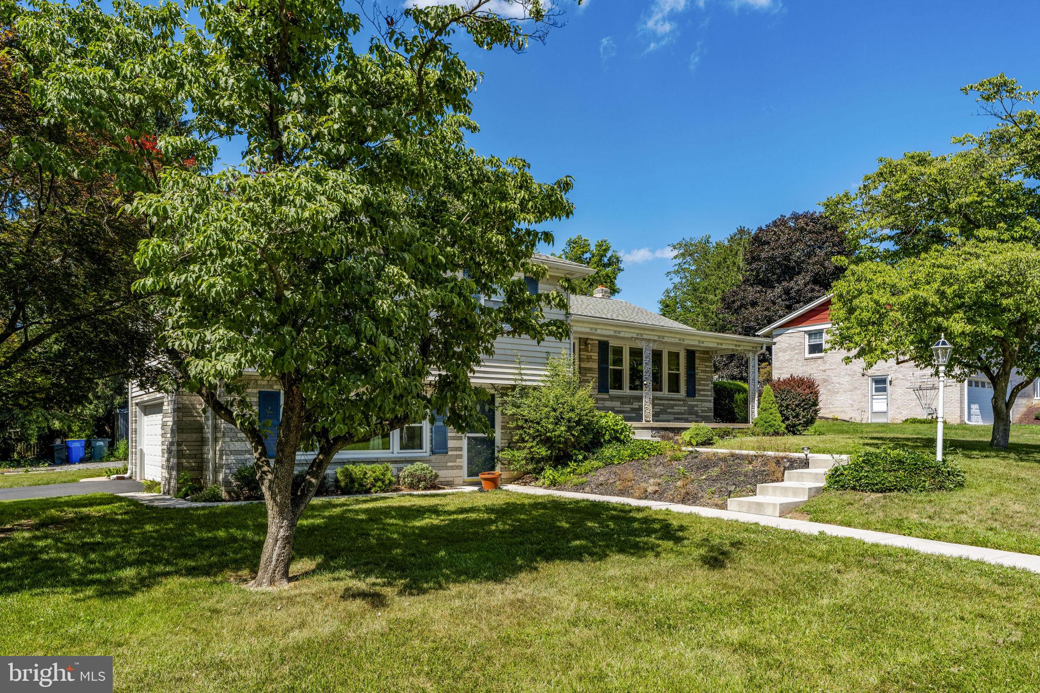 4107 Trowbridge Road York, PA 17402 - Photo 36 of 50 Charming home with lush greenery.