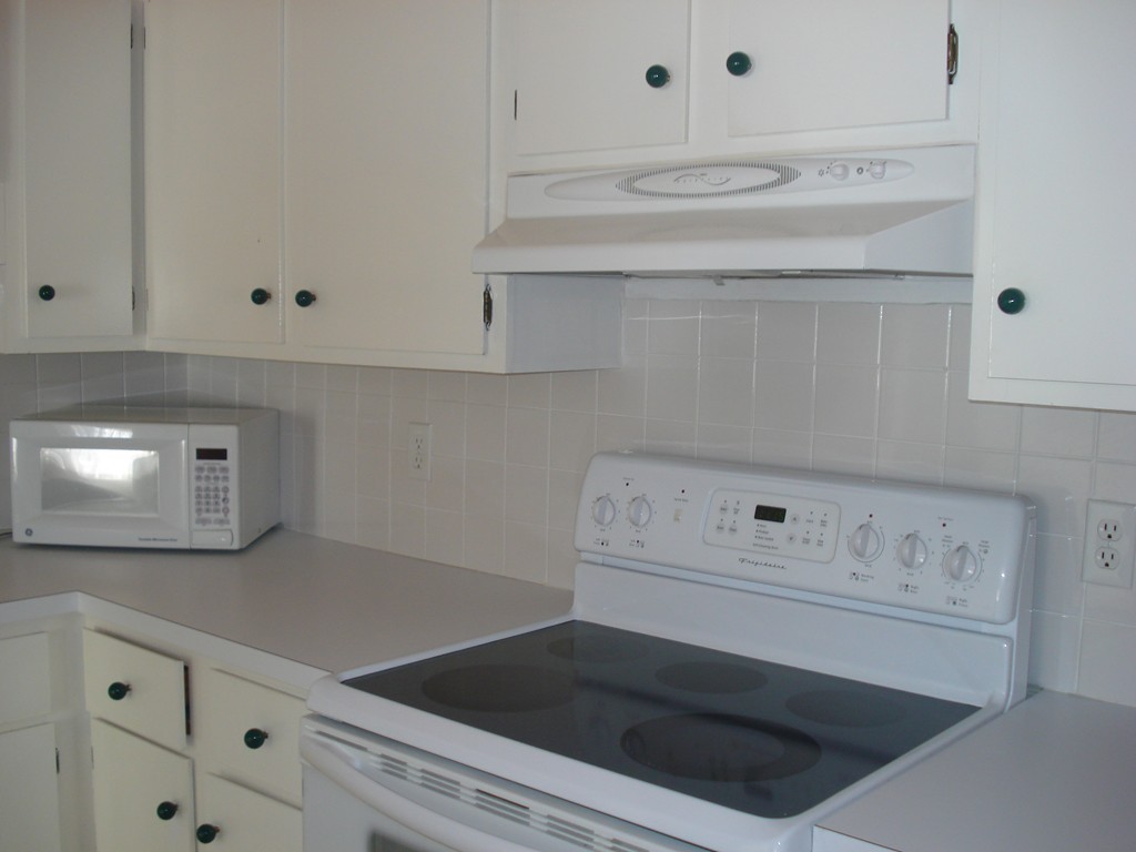 5 April Lane, Unit 24 Lexington, MA 02421 - Photo 6 of 15