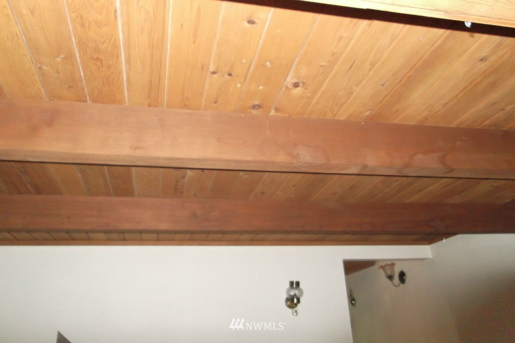 6153 Shamrock Road Maple Falls, WA 98266 - Photo 11 of 19 Gallery Image 11