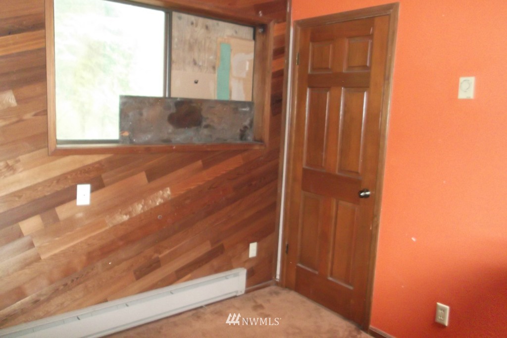 6153 Shamrock Road Maple Falls, WA 98266 - Photo 5 of 19 Gallery Image 5