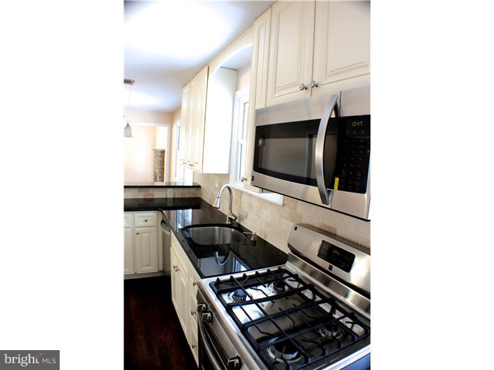 65 Winfield Road Sicklerville, NJ 08081 - Photo 4 of 18