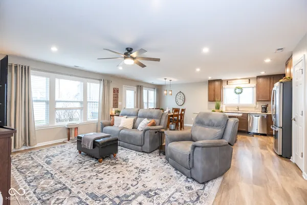 $279,900 | 647 Fresno Court, Greenfield, IN 46140