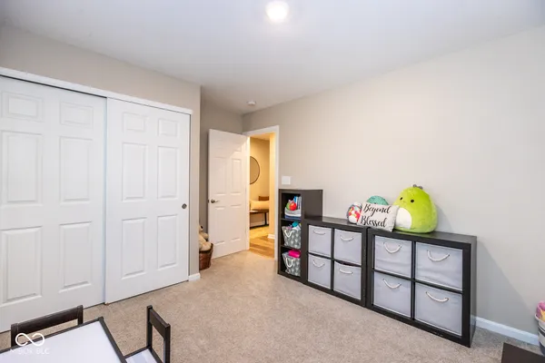 $279,900 | 647 Fresno Court, Greenfield, IN 46140