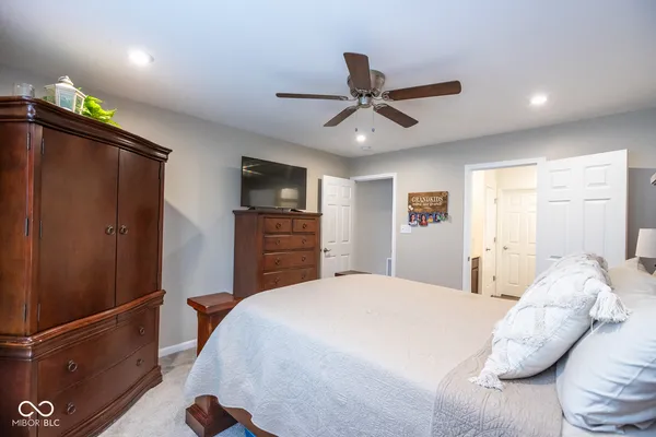 $279,900 | 647 Fresno Court, Greenfield, IN 46140