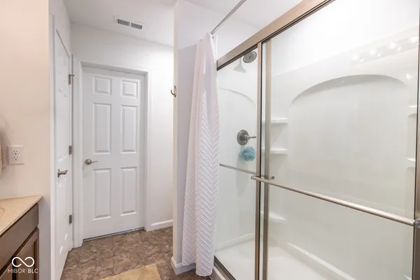 $279,900 | 647 Fresno Court, Greenfield, IN 46140