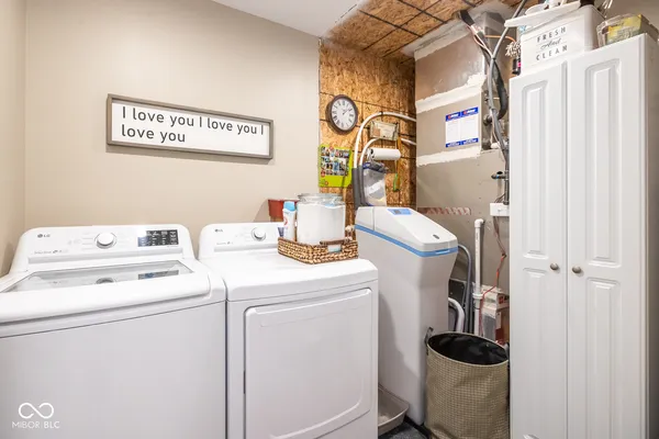 $279,900 | 647 Fresno Court, Greenfield, IN 46140