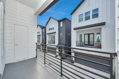 $580,000 | 929 Fisher Street, Unit F, Houston, TX 77018