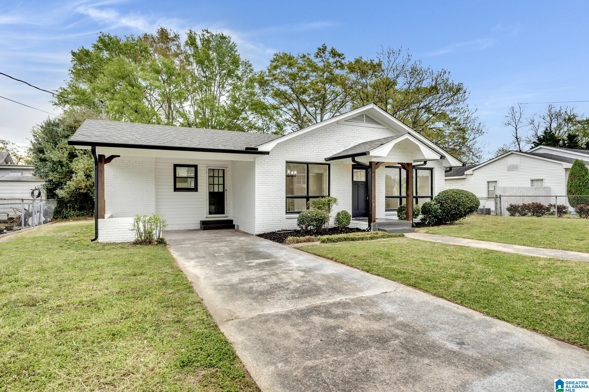 203 Martha Street Clanton, AL 35045 - Photo 4 of 36