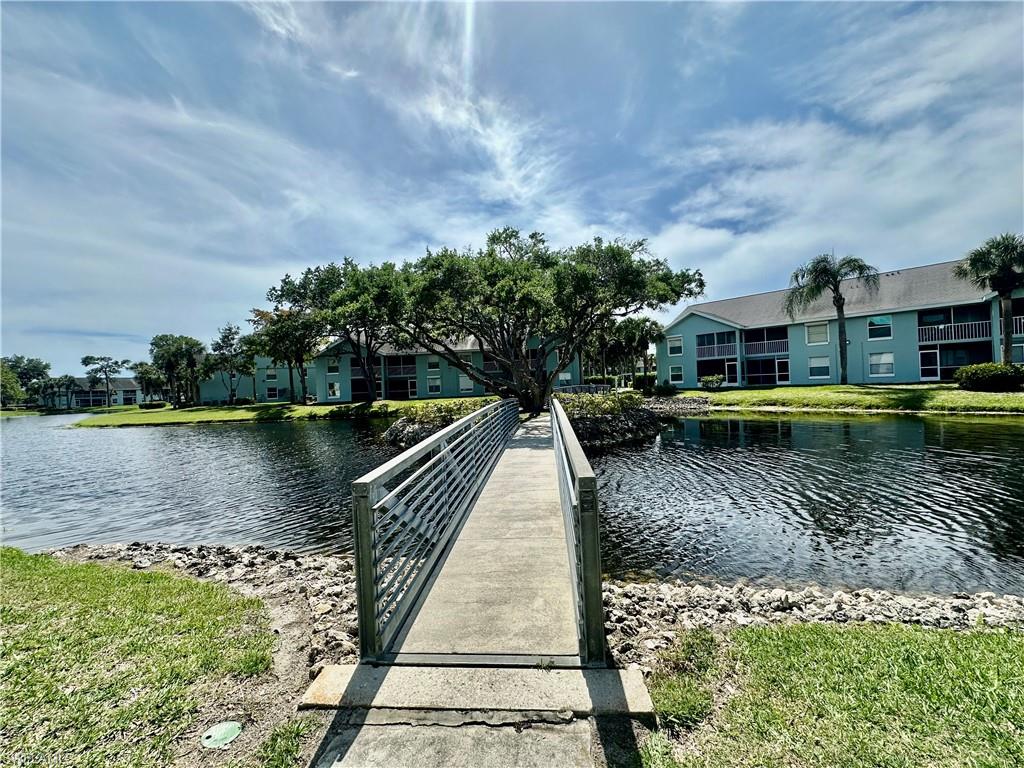 137 Wading Bird Circle, Unit F204 Naples, FL 34110 - Photo 32 of 43