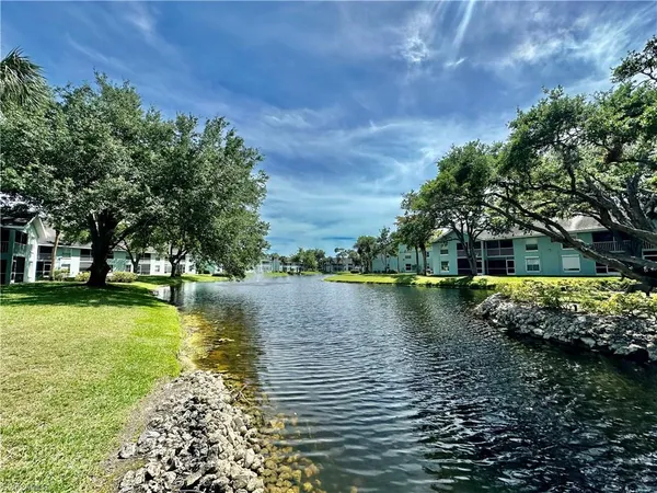 $1,650 | 137 Wading Bird Circle, Unit F204, Naples, FL 34110
