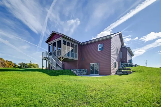 $659,900 | 4079 Whistle Rock, DeForest, WI 53532
