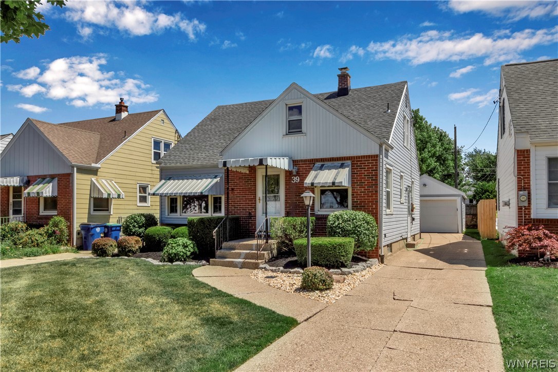 39 Manning Road Amherst, NY 14226 - Photo 1 of 1